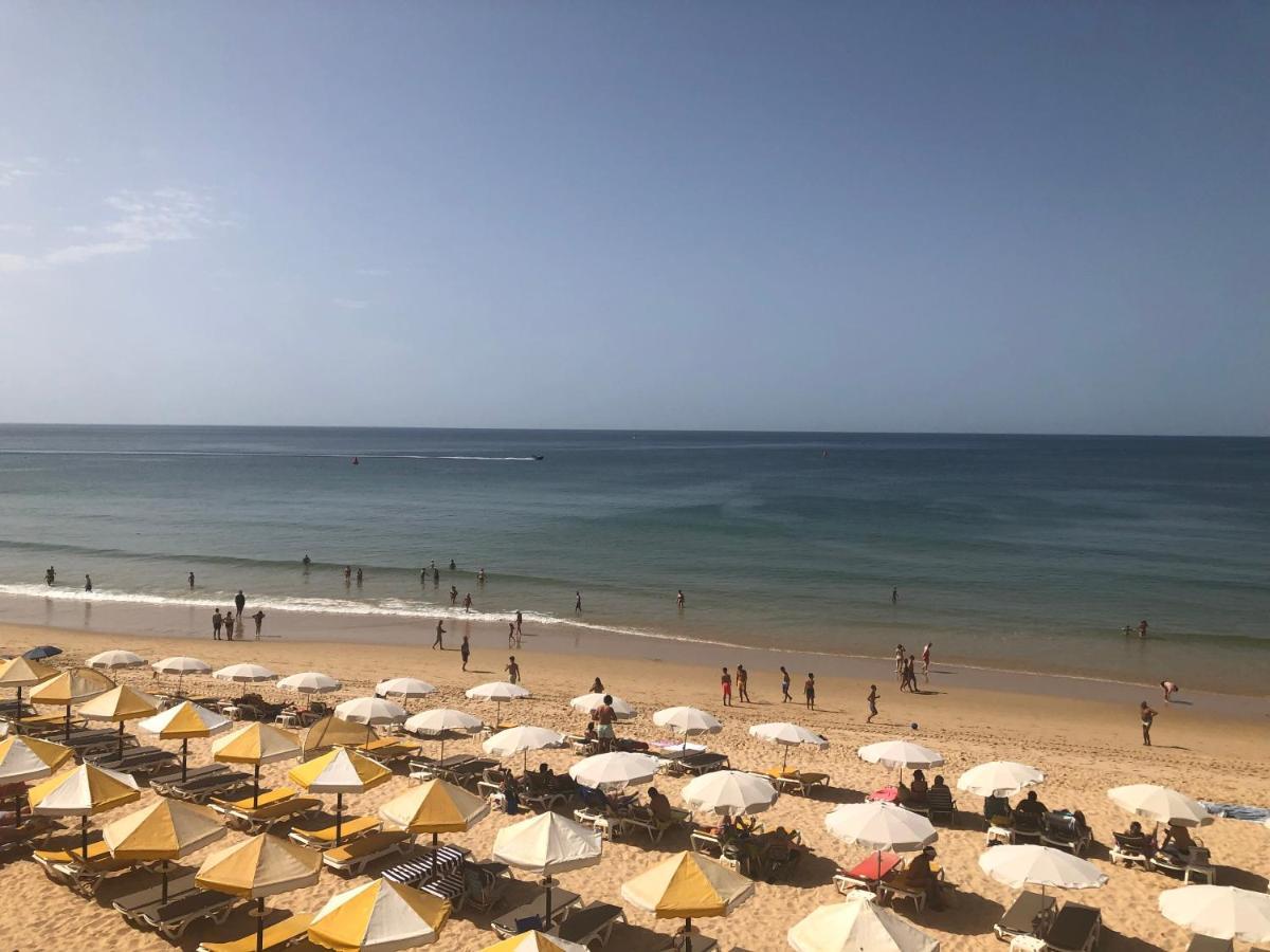 Luxury Two Br Pool View Beach Side Apartment At Algarve'S Longest Beach Armação de Pêra المظهر الخارجي الصورة